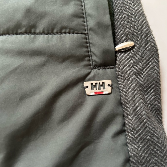 Helly hansen women puffer vest - Picture 2 of 3